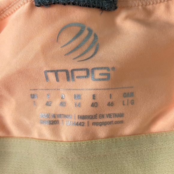 Women’s MPG Large Yoga Athletic Tank Top - Picture 6 of 6